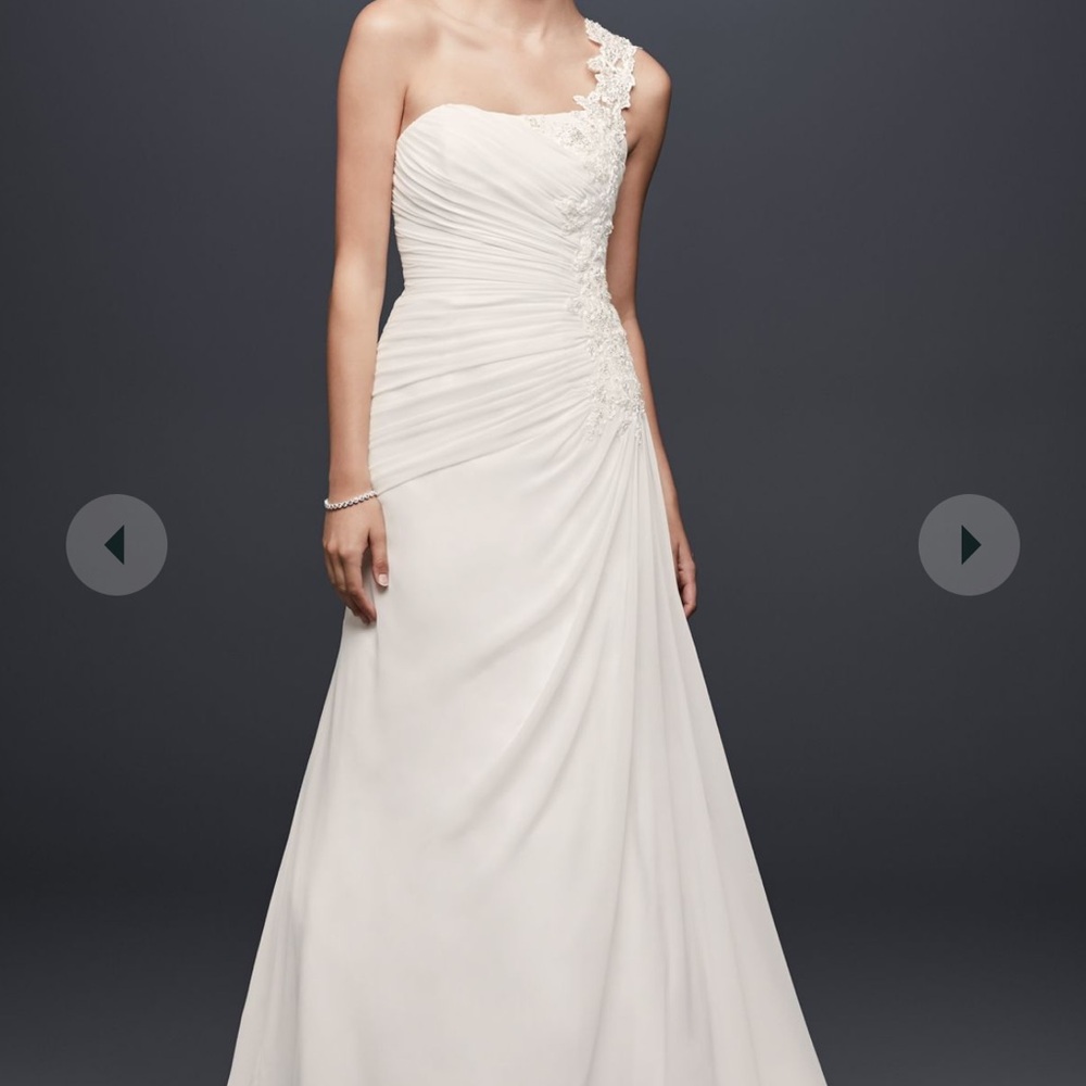 Size 8 wedding dress. Hemmed to fit my 5’3 frame.